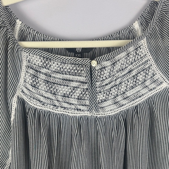 Fig Gray & White Striped Boxy Blouse Smocked Waist Chest Embroidered Detail XXL - Picture 6 of 10